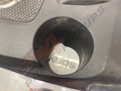 2014 Nissan Navara V6 Engine Cover 2010-2015