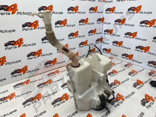 2018 Mitsubishi L200 Warrior Washer Bottle & Motor 2015-2019