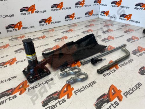 Volkswagen Amarok V6 Jack Set 2017-2021