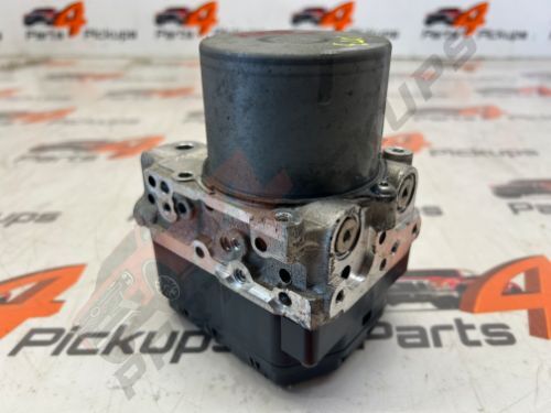 Toyota Hilux ABS Pump / Modulator / Unit 2011-2015