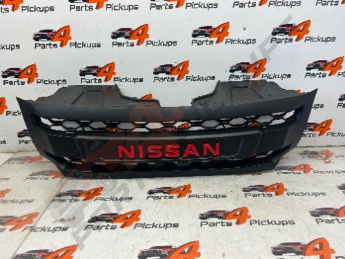 Nissan Navara NP300 LED Grill 2016-2019