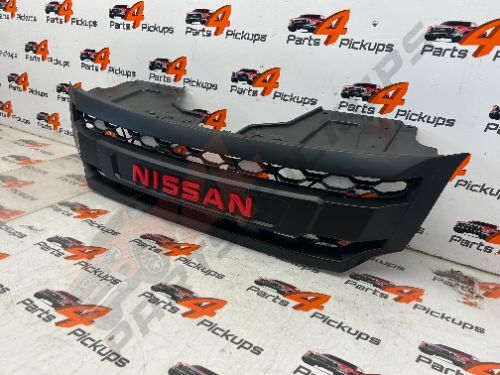 Nissan Navara NP300 LED Grill 2016-2019