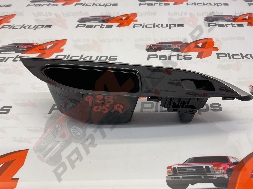 2019 Mitsubishi L200 Barbarian Driver Side Rear Window Switch 2015-2019