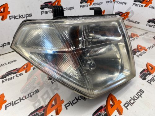 2008 Nissan Navara D40 Drivers Side Headlight 2005-2010