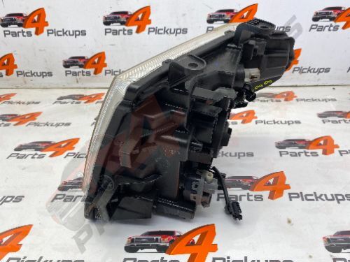 2008 Nissan Navara D40 Drivers Side Headlight 2005-2010