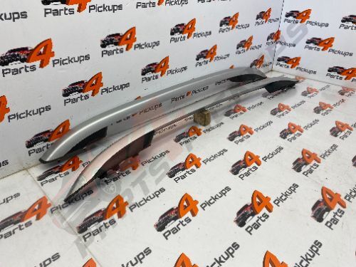 Nissan Navara NP300 Pair Of Roof Rails 2016-2023