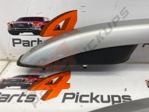 Nissan Navara NP300 Pair Of Roof Rails 2016-2023